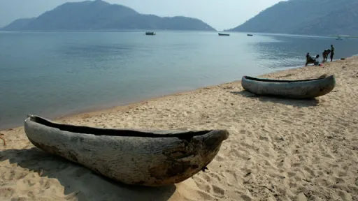 Malawisee Foto mit Boot